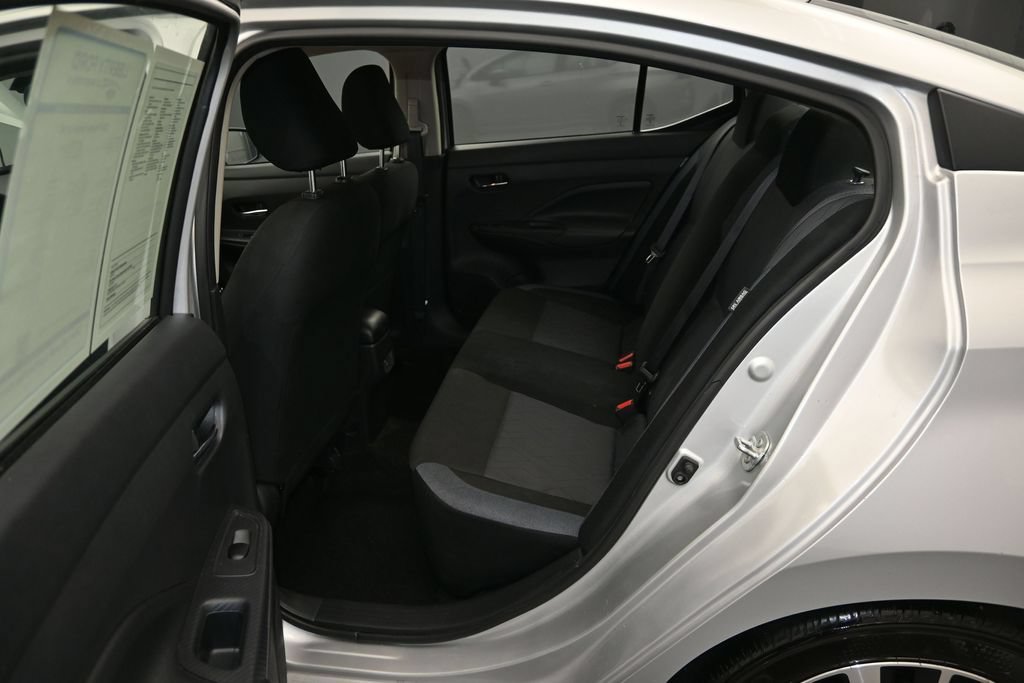 Used 2025 Nissan Versa SV FWD image 18
