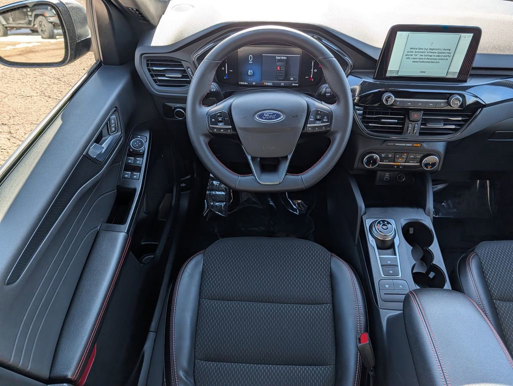 Certified 2025 Ford Escape ST-Line AWD/4WD image 12