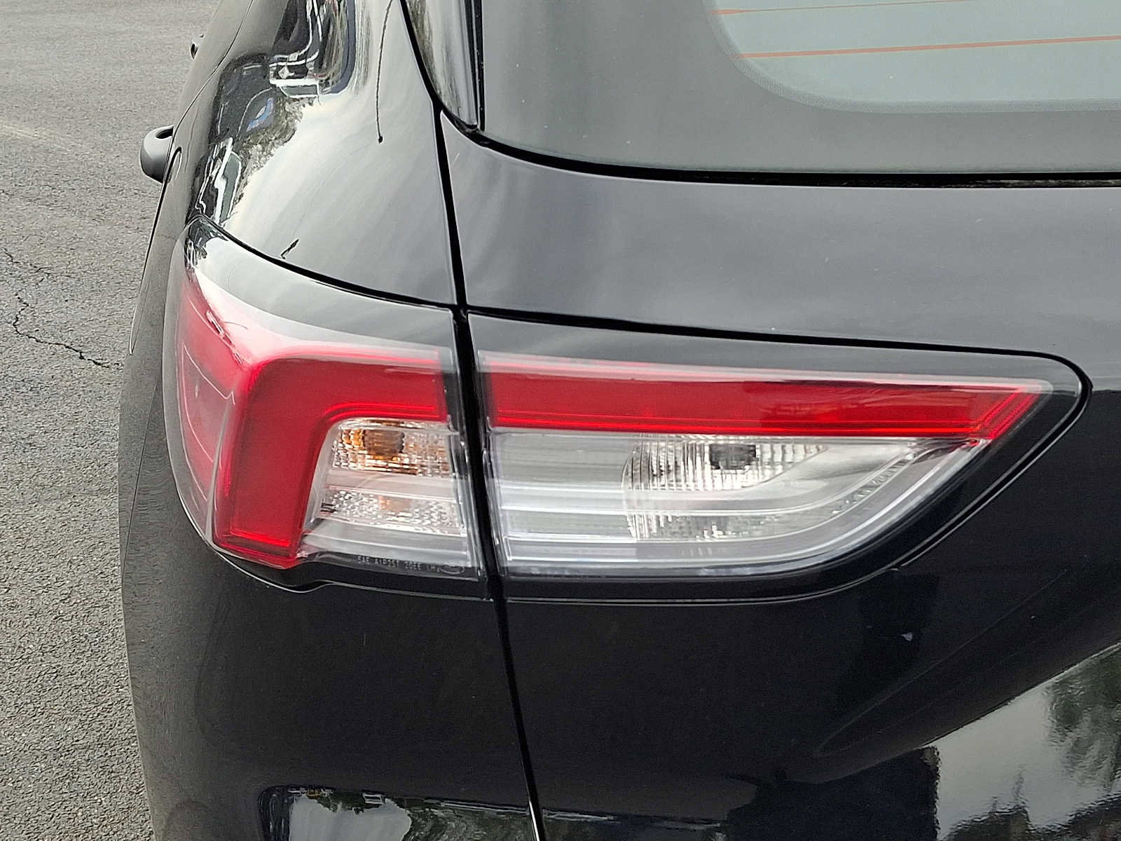 Certified 2022 Ford Escape S image 29