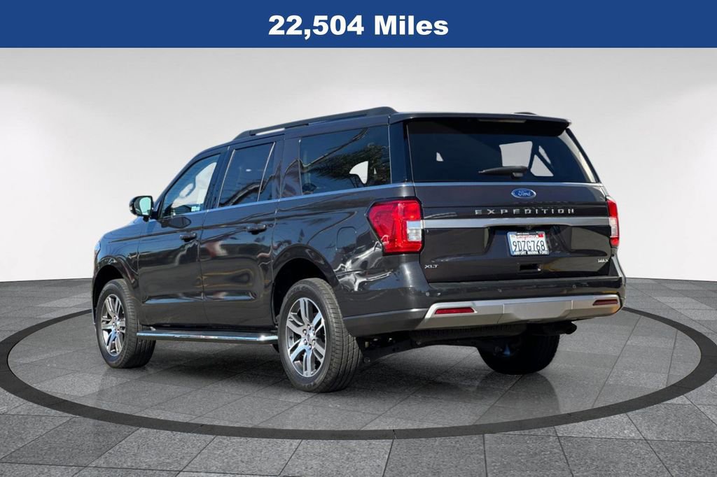 Certified 2022 Ford Expedition Max XLT image 6