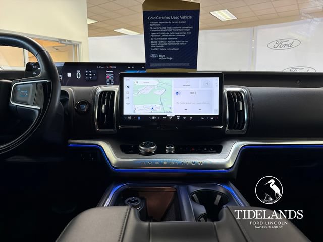 Certified 2025 Ford Expedition Platinum AWD/4WD image 22