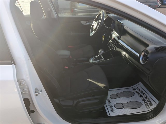 Used 2023 Kia Forte LXS image 12