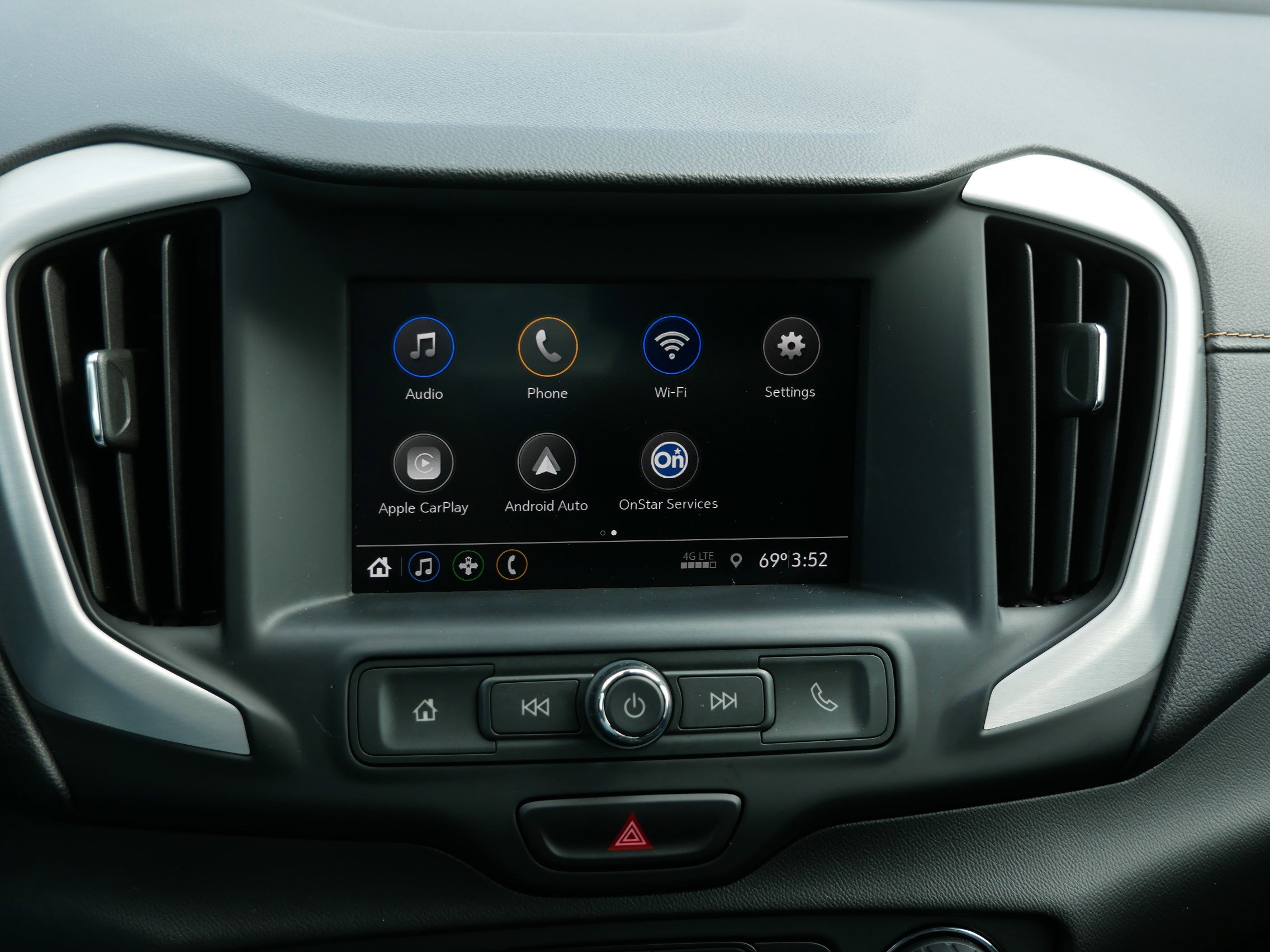 Used 2020 GMC Terrain SLE w/ Driver Convenience Package FWD image 21