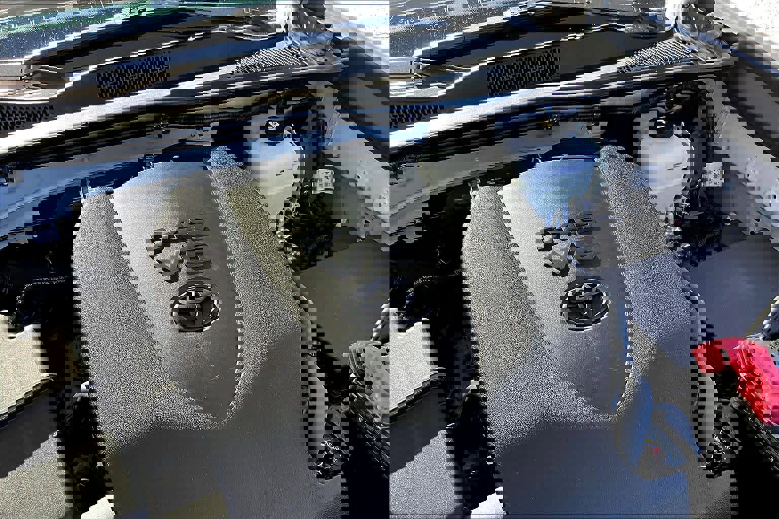 Used 2023 Toyota Tacoma TRD Off-Road AWD/4WD image 31