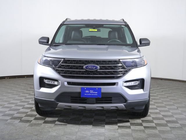 Certified 2022 Ford Explorer XLT w/ Equipment Group 202A AWD/4WD image 3
