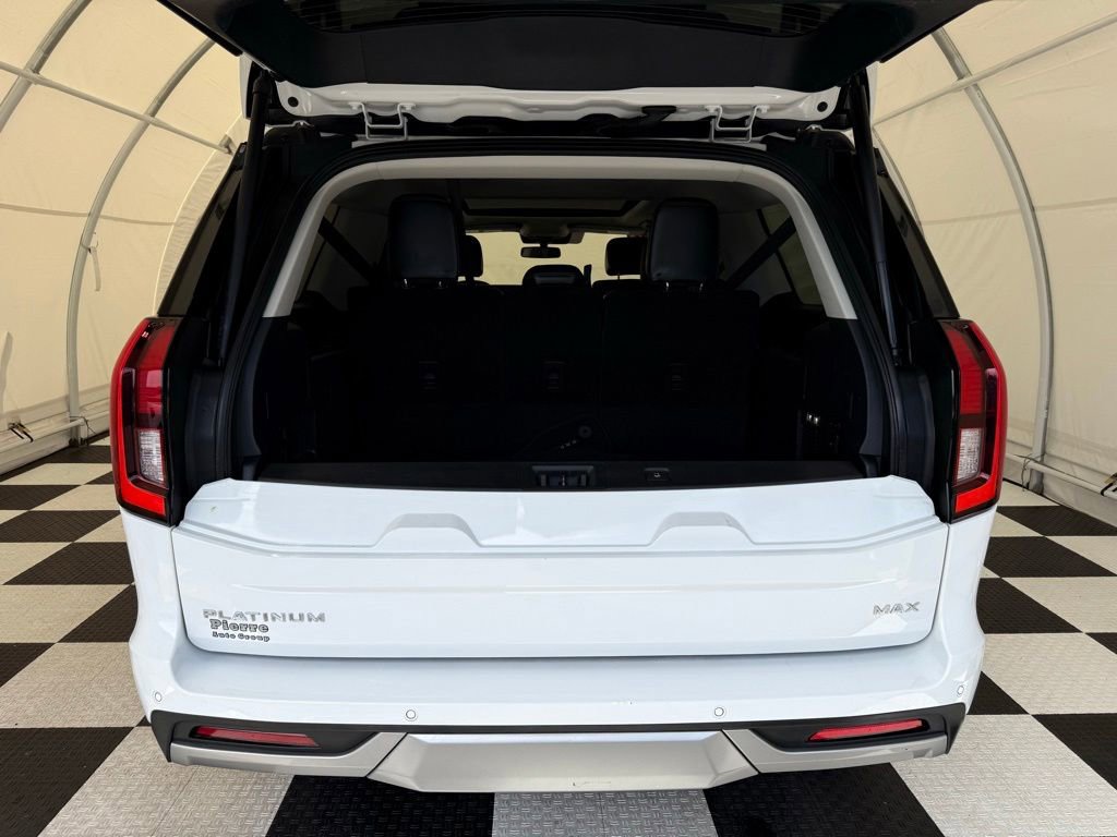 Certified 2025 Ford Expedition Max Platinum AWD/4WD image 4