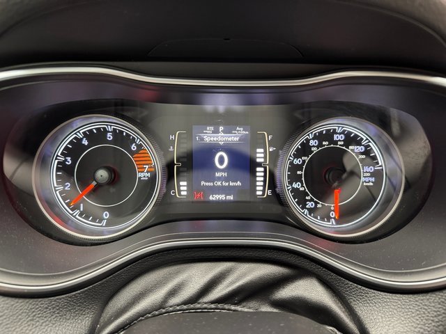 Used 2020 Jeep Cherokee Latitude Plus w/ Cold Weather Group image 16