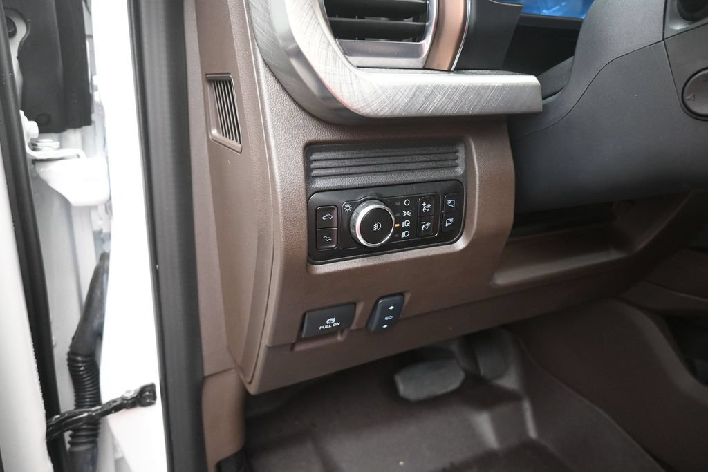 Certified 2025 Ford F250 King Ranch AWD/4WD image 13