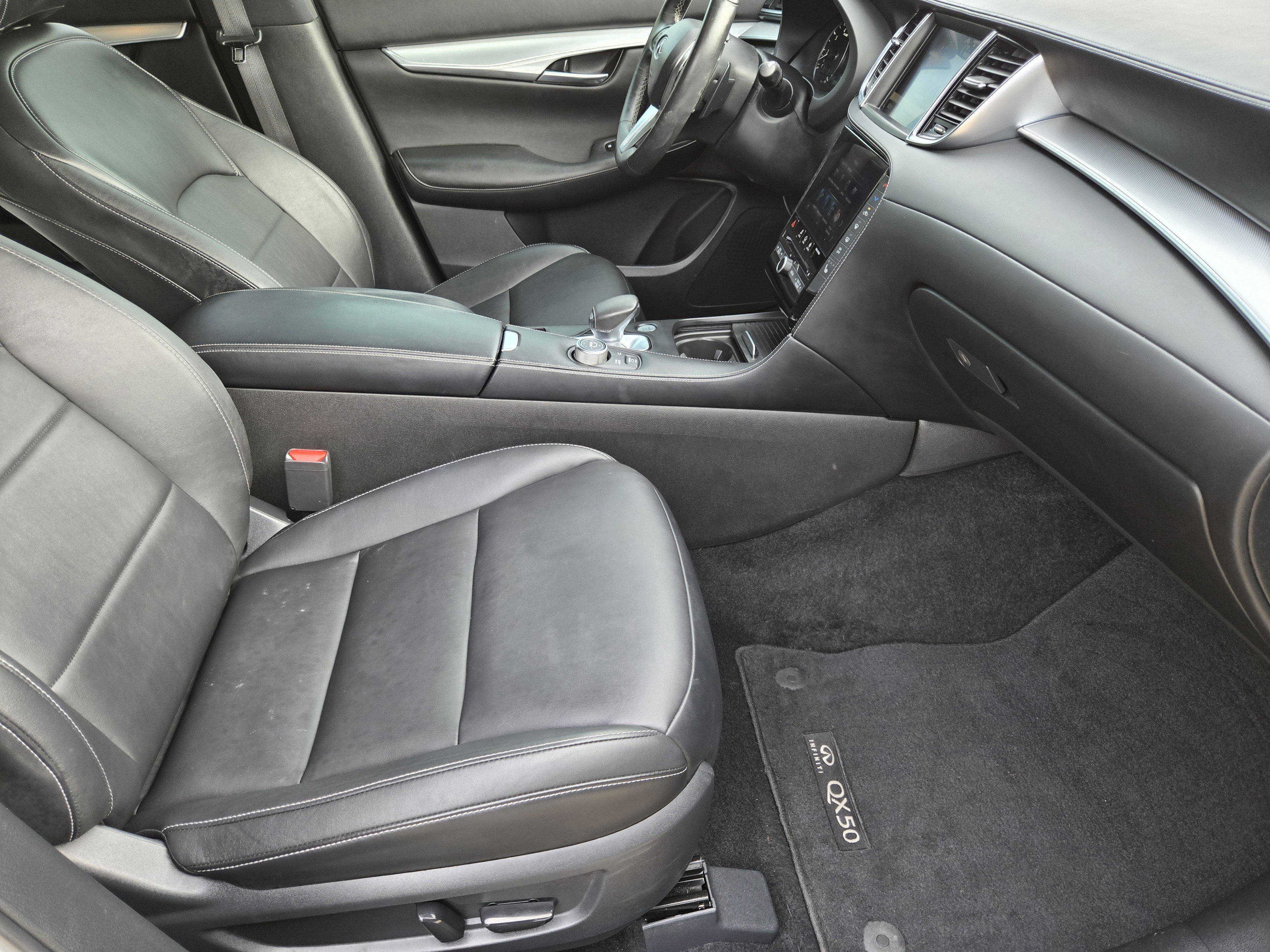 Used 2020 INFINITI QX50 Essential w/ Edition 30 Package image 10
