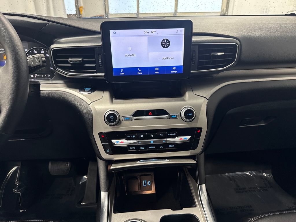Certified 2022 Ford Explorer XLT w/ Equipment Group 202A AWD/4WD image 21