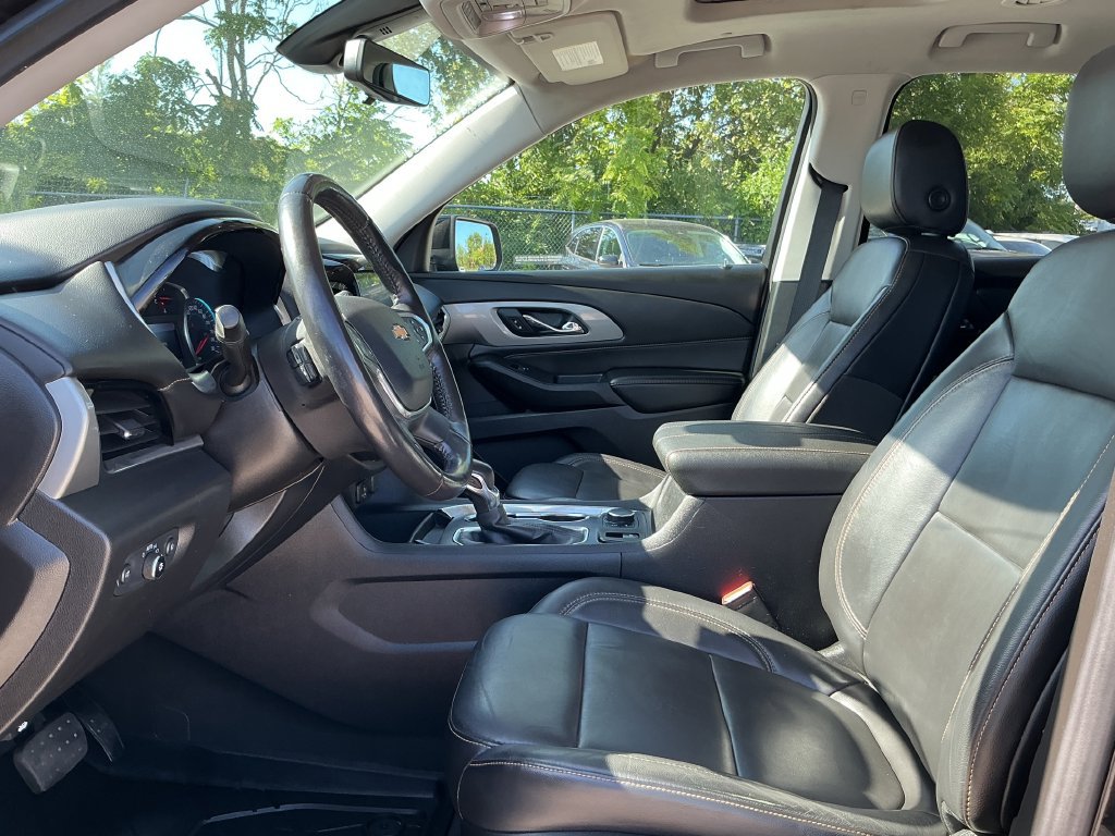 Used 2021 Chevrolet Traverse LT AWD/4WD image 15