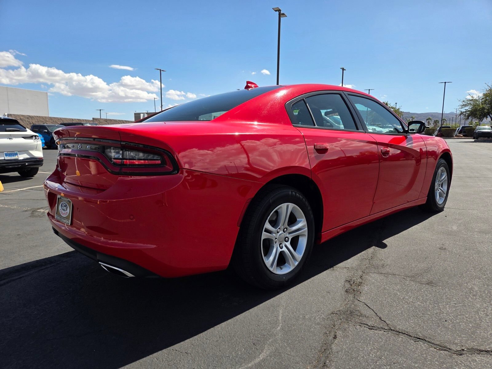 Used 2023 Dodge Charger SXT RWD image 6