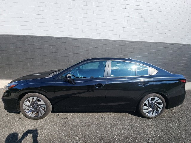 Used 2024 Subaru Legacy Limited AWD/4WD image 3