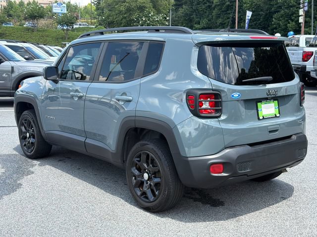 Used 2018 Jeep Renegade Latitude FWD image 6