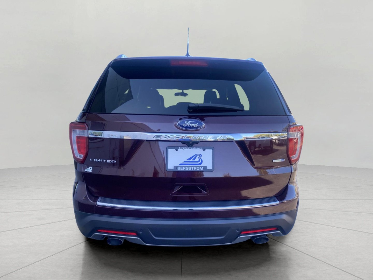 Certified 2019 Ford Explorer Limited AWD/4WD image 7