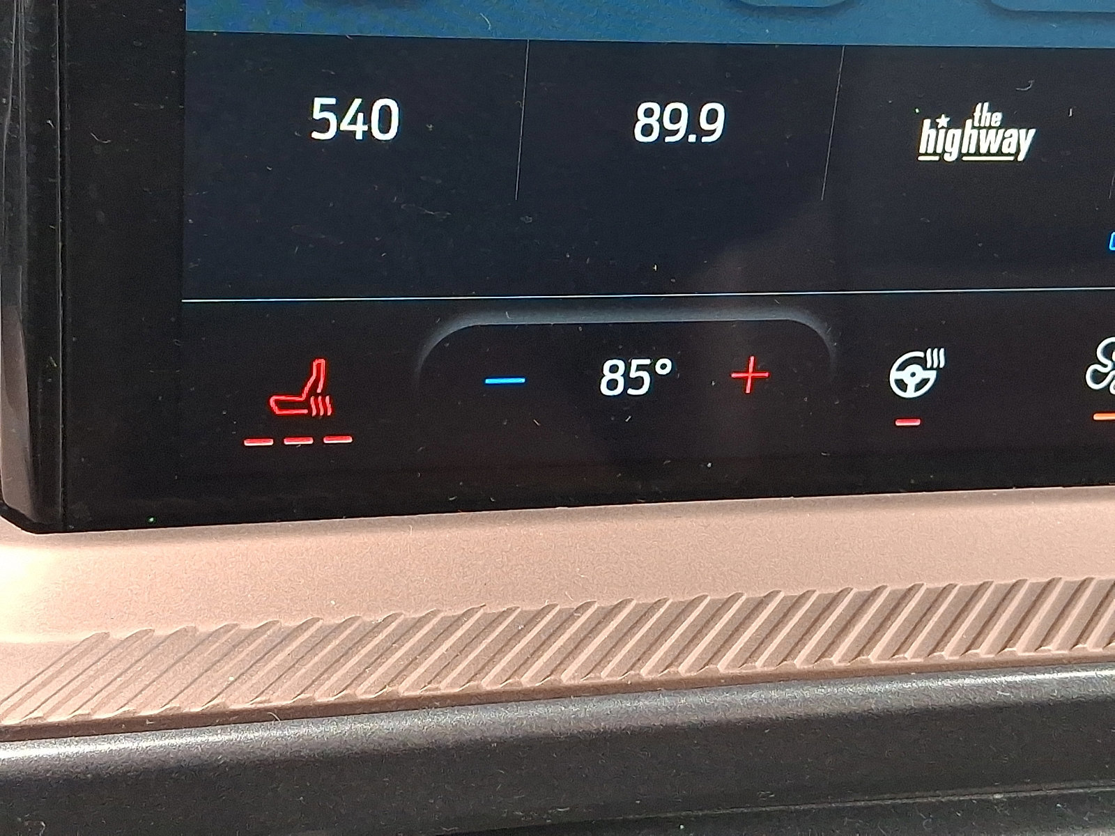 Certified 2025 Ford Bronco Sport Outer Banks w/ Outer Banks Tech Package+ AWD/4WD image 25