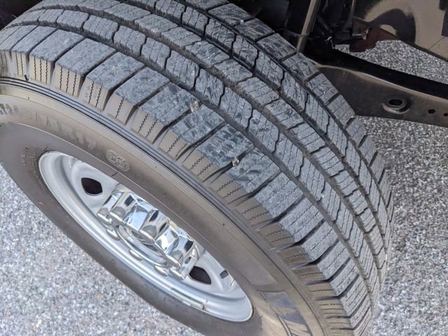 Certified 2023 Ford F250 XL w/ XL Chrome Package image 30