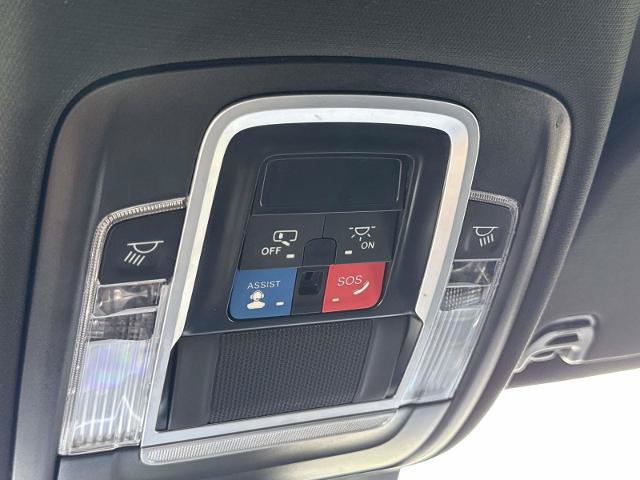 Used 2024 RAM 1500 Laramie RWD image 31