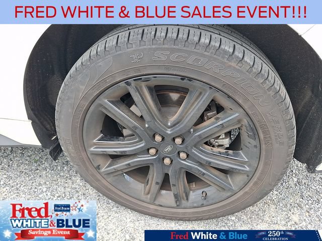 Certified 2024 Ford Edge ST-Line AWD/4WD image 5