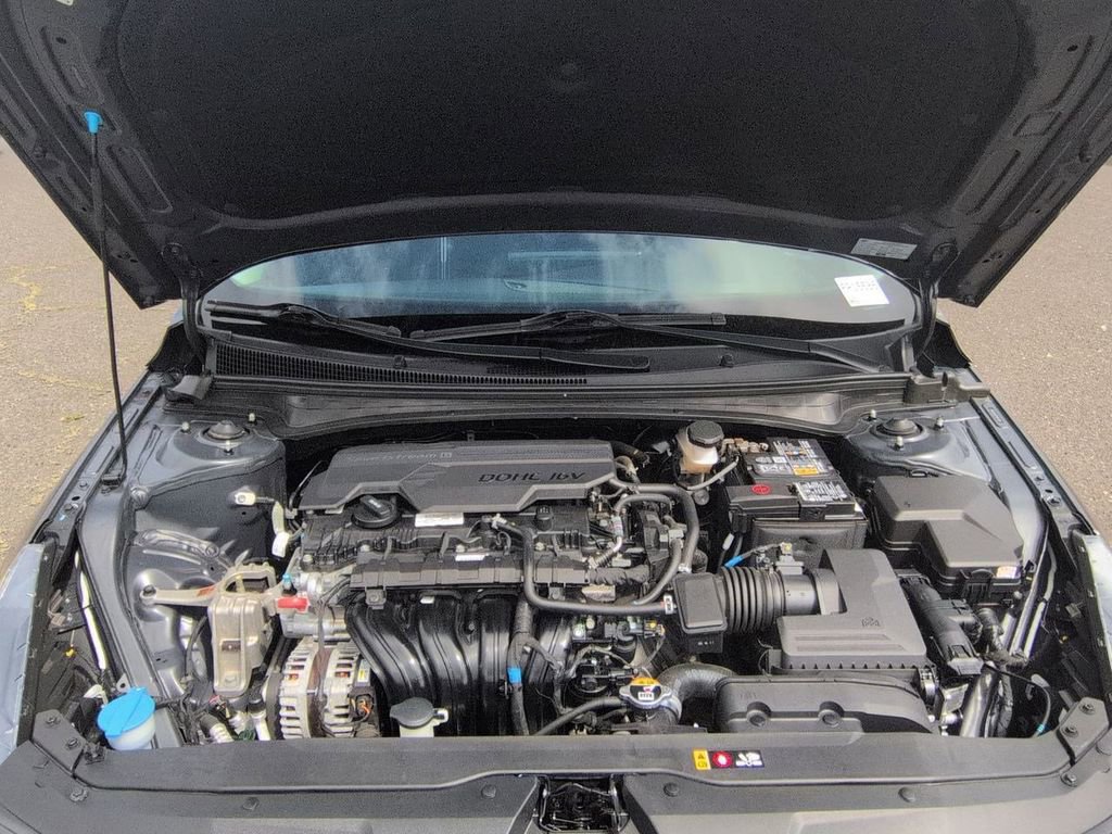 Used 2023 Hyundai Elantra SEL FWD image 29