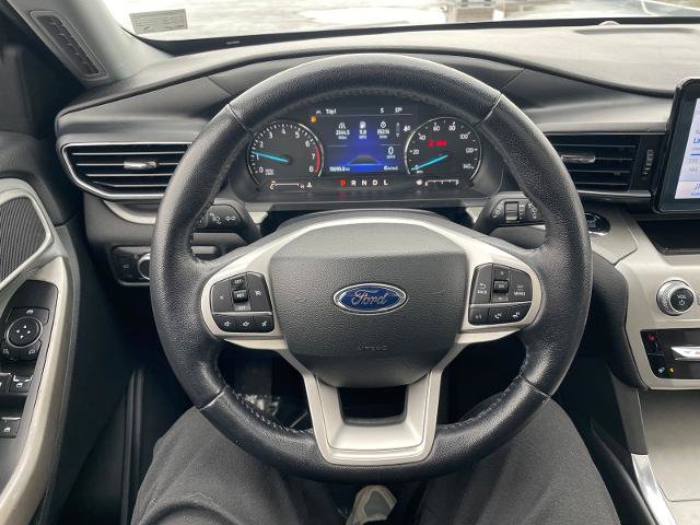 Certified 2022 Ford Explorer XLT w/ Equipment Group 202A image 19