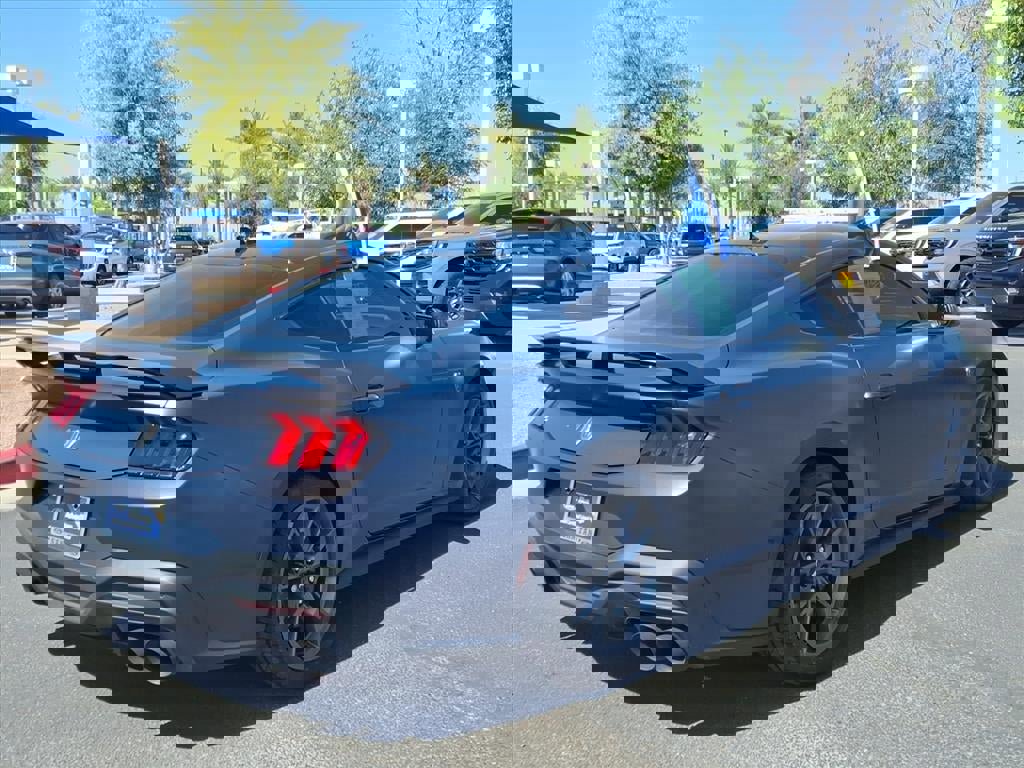 Certified 2025 Ford Mustang Dark Horse image 5