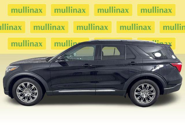 Certified 2025 Ford Explorer Platinum image 2