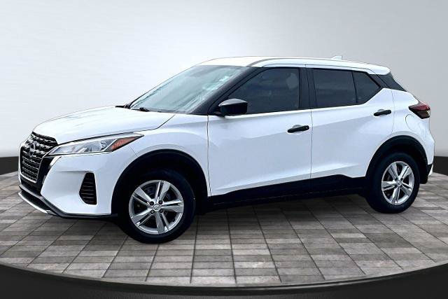 Used 2023 Nissan Kicks S w/ Interior Electronics Package FWD image 12