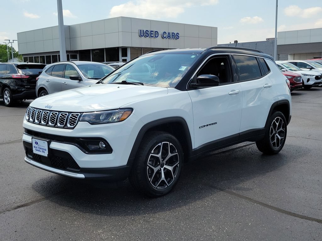 Used 2025 Jeep Compass Limited AWD/4WD image 8