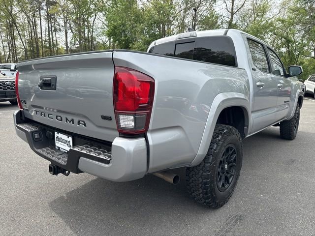 Used 2021 Toyota Tacoma SR5 w/ Technology Package AWD/4WD image 5