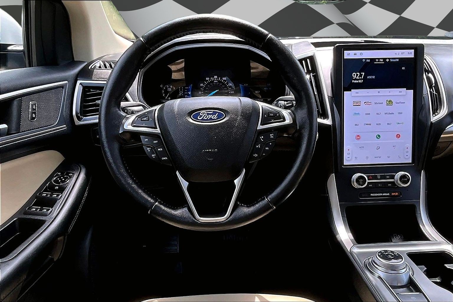 Certified 2022 Ford Edge SEL w/ Convenience Package AWD/4WD image 5
