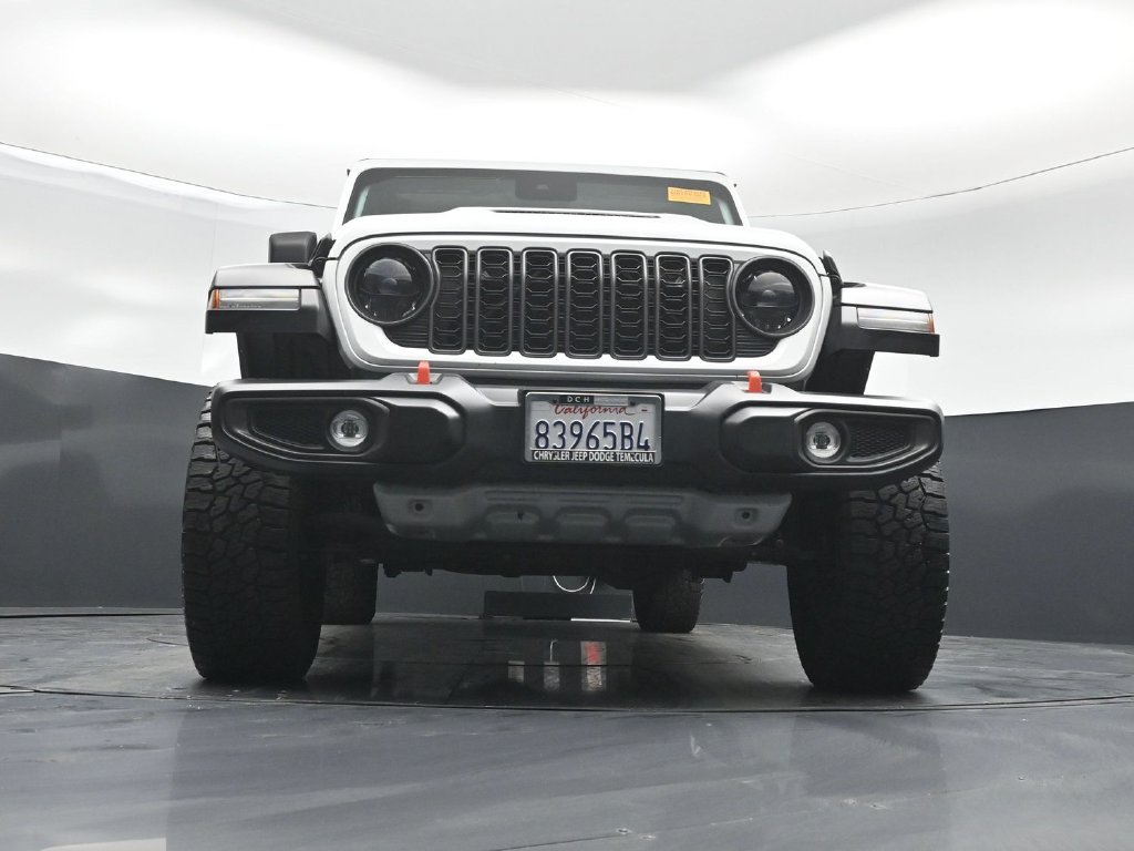 Used 2024 Jeep Gladiator Mojave AWD/4WD image 47
