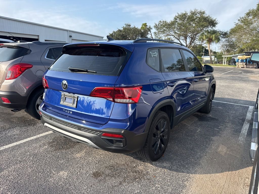 Used 2022 Volkswagen Taos S image 2
