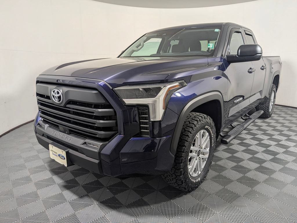 Used 2022 Toyota Tundra SR5 AWD/4WD image 4