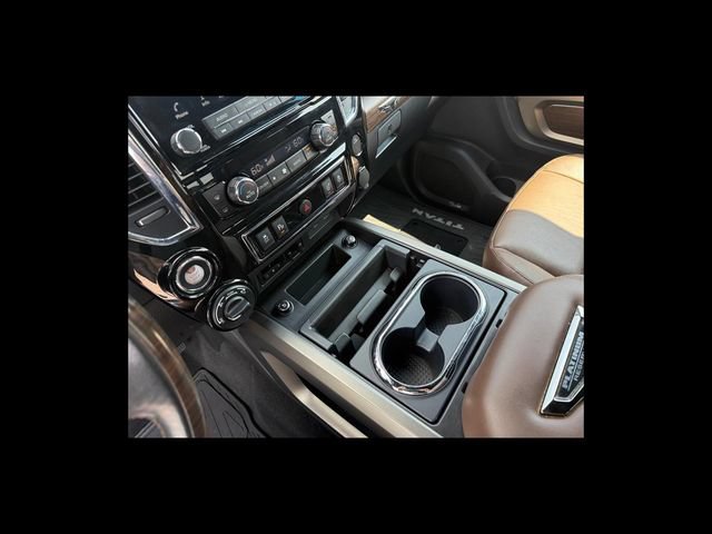 Used 2021 Nissan Titan Platinum Reserve w/ Moonroof Package AWD/4WD image 25
