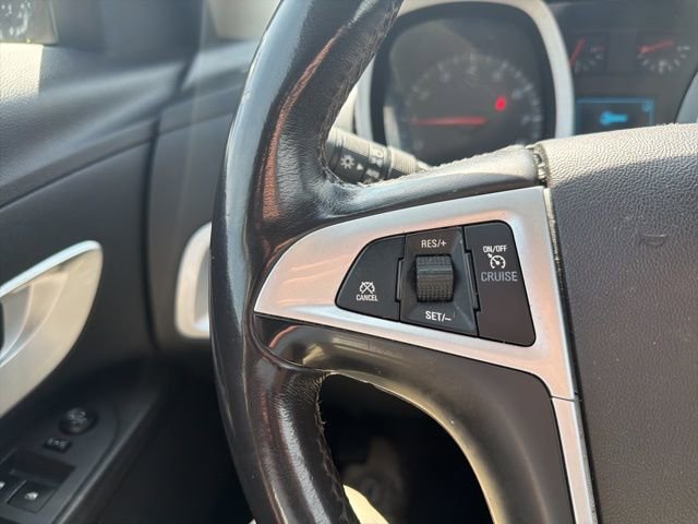Used 2017 Chevrolet Equinox Premier w/ Enhanced Convenience Package FWD image 36