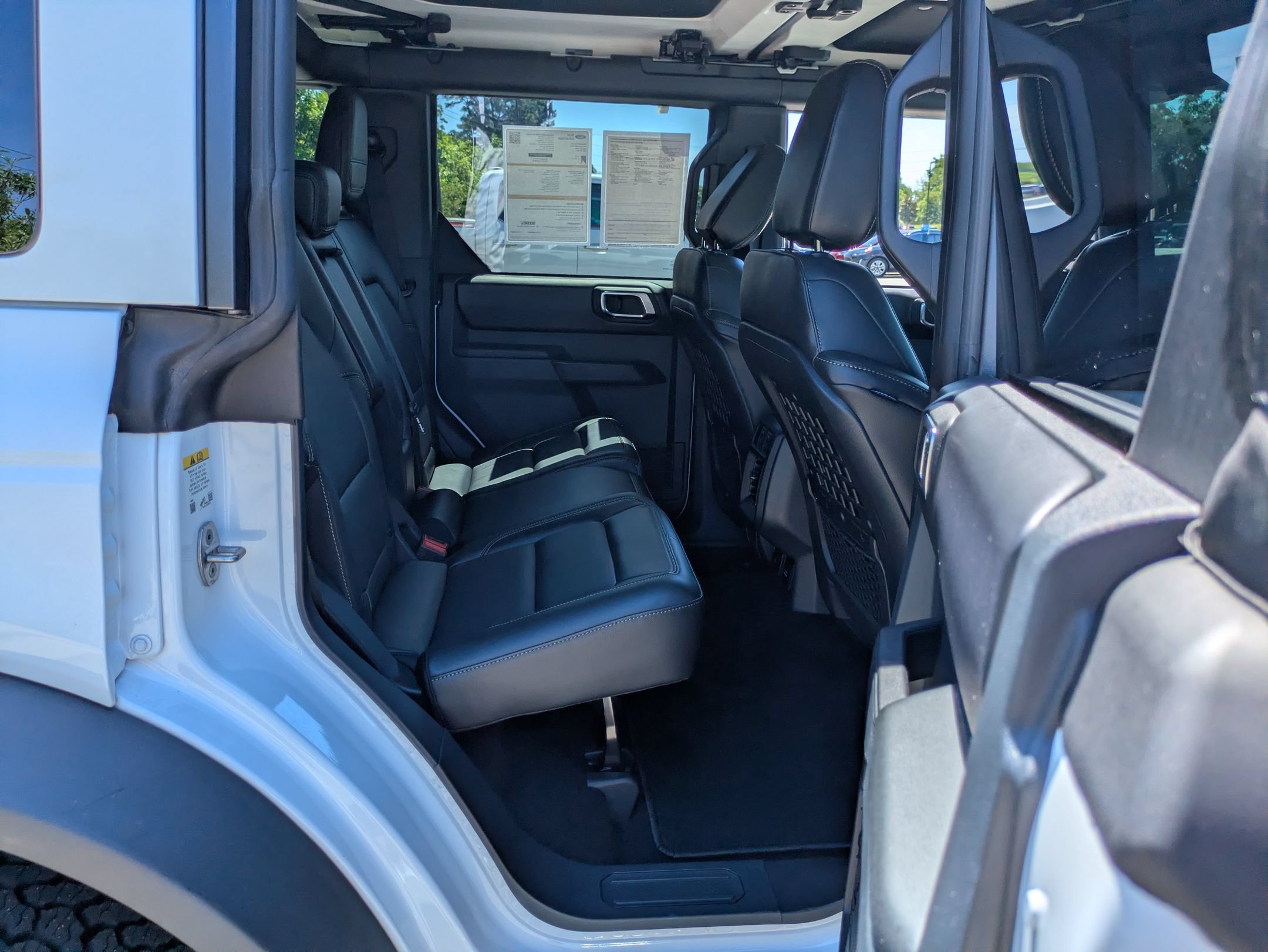 Certified 2025 Ford Bronco Badlands AWD/4WD image 37