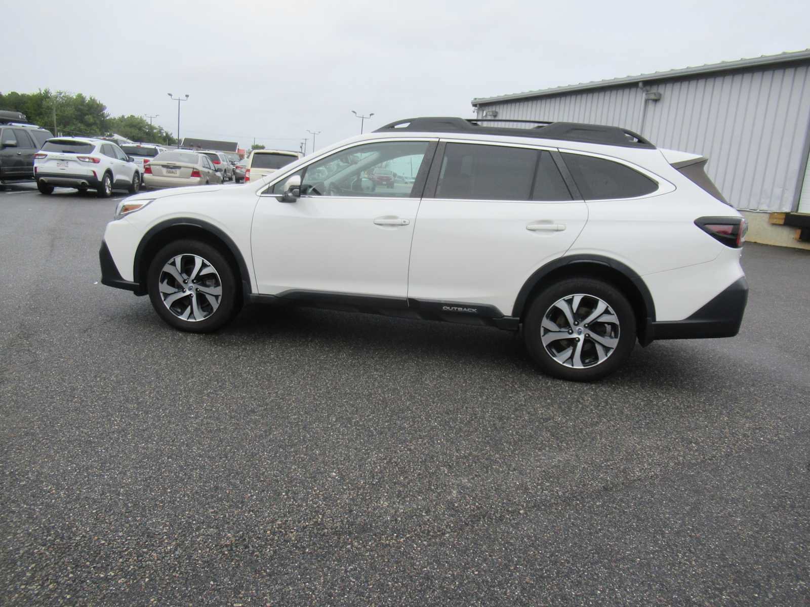 Used 2021 Subaru Outback Limited XT w/ Popular Package #2 AWD/4WD image 8