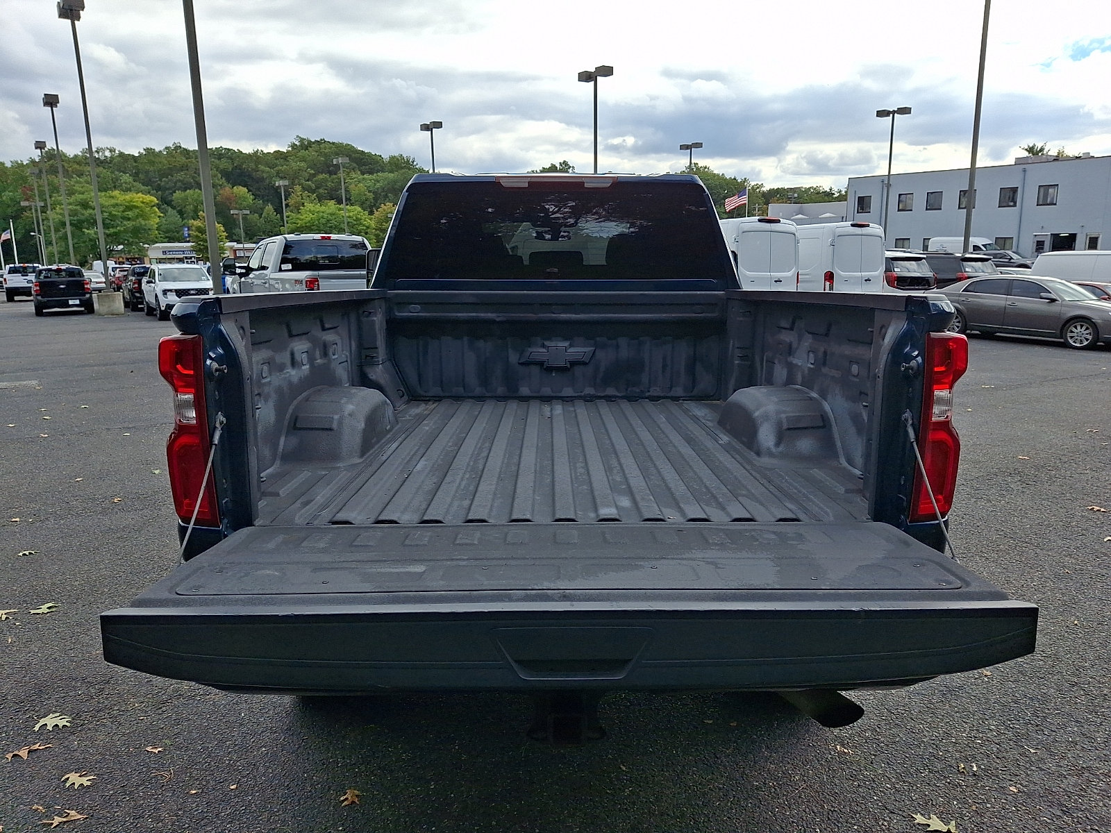 Used 2021 Chevrolet Silverado 2500 Custom w/ Custom Value Package AWD/4WD image 29