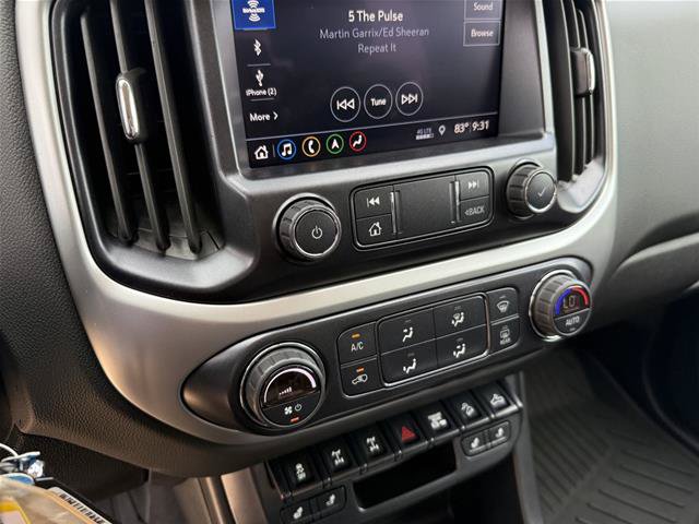 Used 2020 Chevrolet Colorado ZR2 AWD/4WD image 22