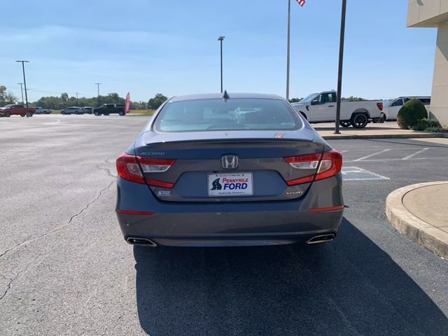 Used 2019 Honda Accord Sport image 4