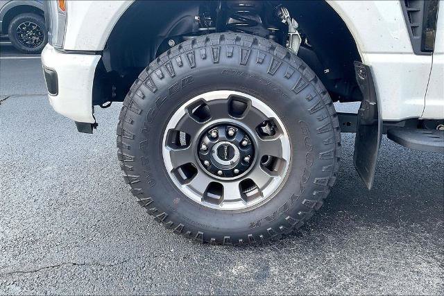 Certified 2023 Ford F250 Lariat w/ Lariat Ultimate Package AWD/4WD image 4