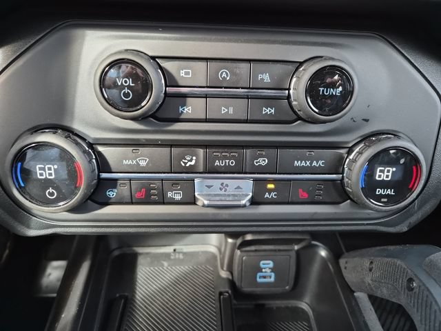 Certified 2025 Ford Bronco Outer Banks w/ Sasquatch Package AWD/4WD image 17