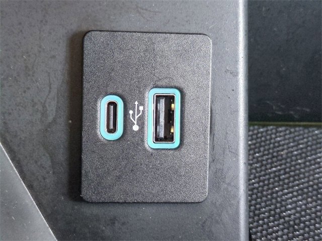 Certified 2023 Ford F150 Lariat w/ Trailer Tow Package image 22