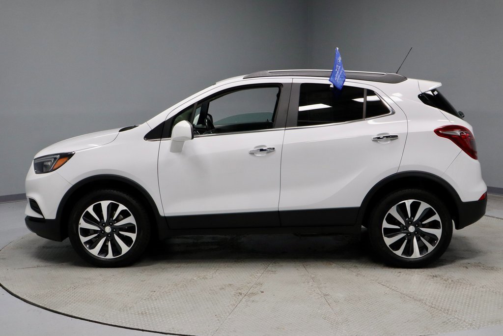 Used 2021 Buick Encore Preferred image 2