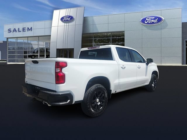 Used 2022 Chevrolet Silverado 1500 LT w/ Z71 Off-Road Package AWD/4WD image 3