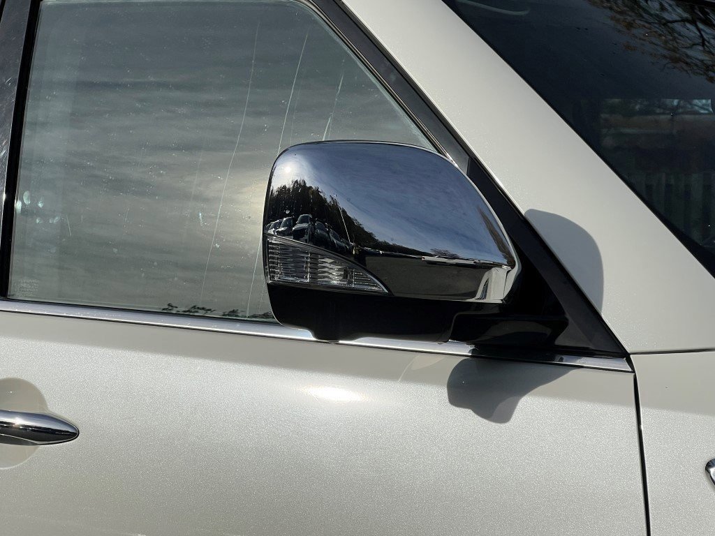 Used 2018 Nissan Armada Platinum w/ Captain Seat Package image 6