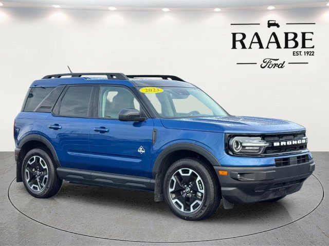 Certified 2023 Ford Bronco Sport Outer Banks w/ Tech Package AWD/4WD image 1