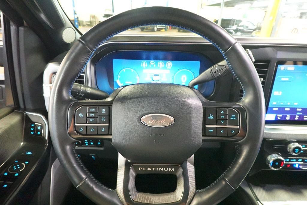Certified 2025 Ford F250 Platinum w/ FX4 Off-Road Package AWD/4WD image 12