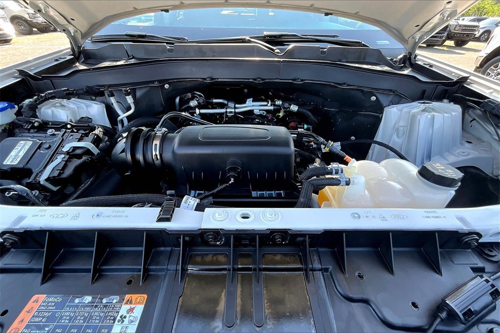 Certified 2023 Ford Explorer XLT image 12